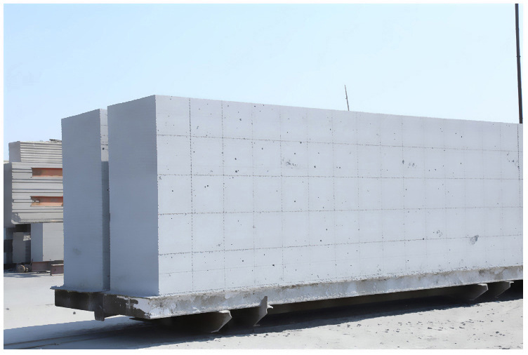 康平加气块 加气砌块 轻质砖气孔结构及其影响因素